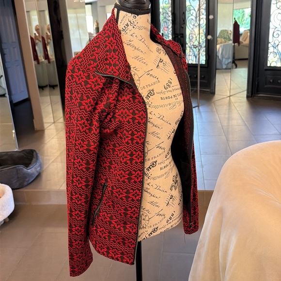 Luhta Women's Red Jacket/ base Top/ Ski Aspres top - Picture 13 of 17